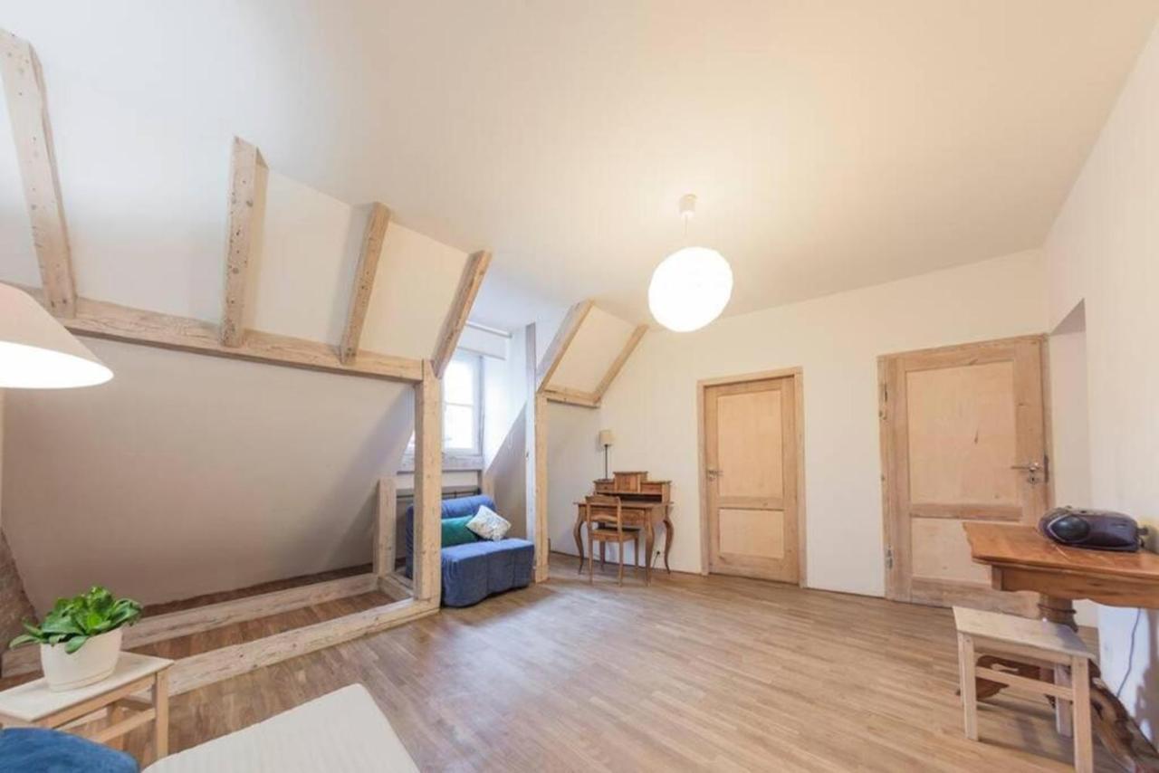 Snug Apartment In A Tenement House - Old Town - F50/5 Varşovia Exterior foto