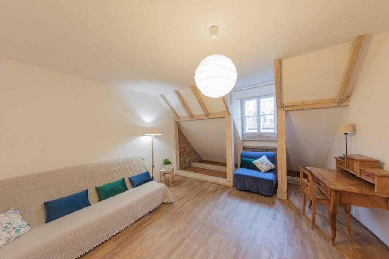 Snug Apartment In A Tenement House - Old Town - F50/5 Varşovia Exterior foto